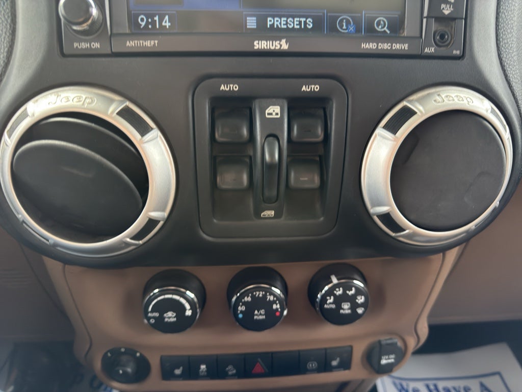 2012 Jeep Wrangler Unlimited Sahara