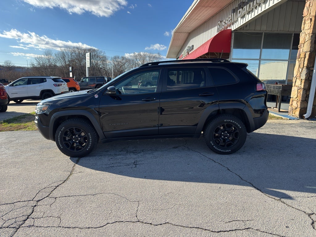 2022 Jeep Cherokee Trailhawk