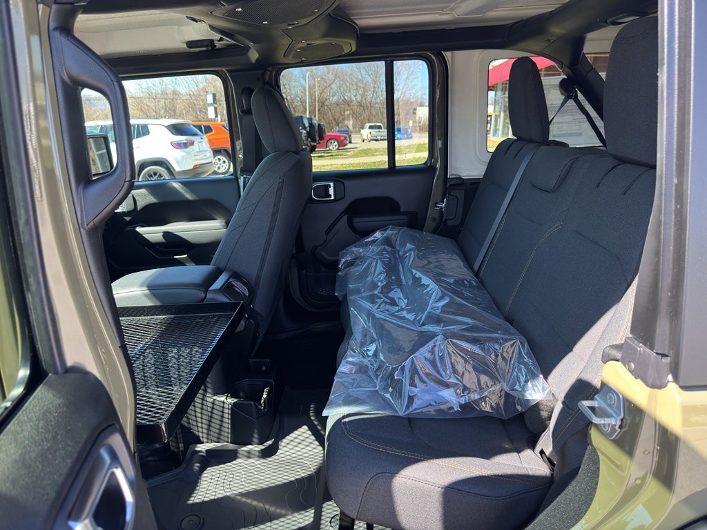 2026 Jeep Wrangler RIGHT HAND DRIVE