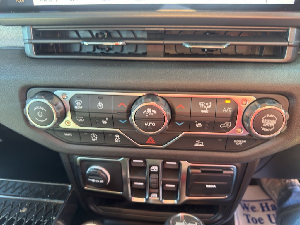 2026 Jeep Wrangler RIGHT HAND DRIVE