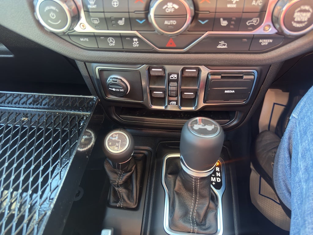 2026 Jeep Wrangler RIGHT HAND DRIVE