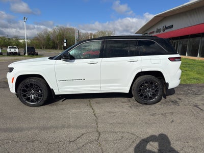 2026 Jeep Grand Cherokee Summit