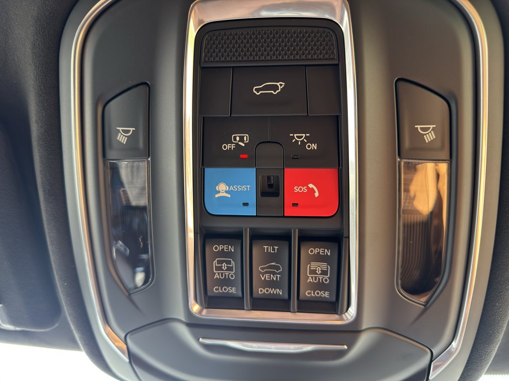 2026 Jeep Grand Cherokee Summit