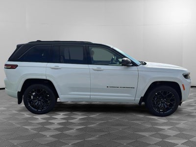 2026 Jeep Grand Cherokee Summit