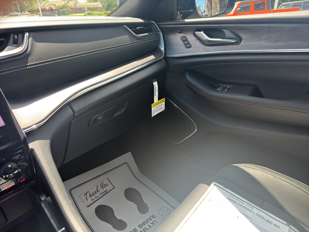 2025 Jeep Grand Cherokee Overland