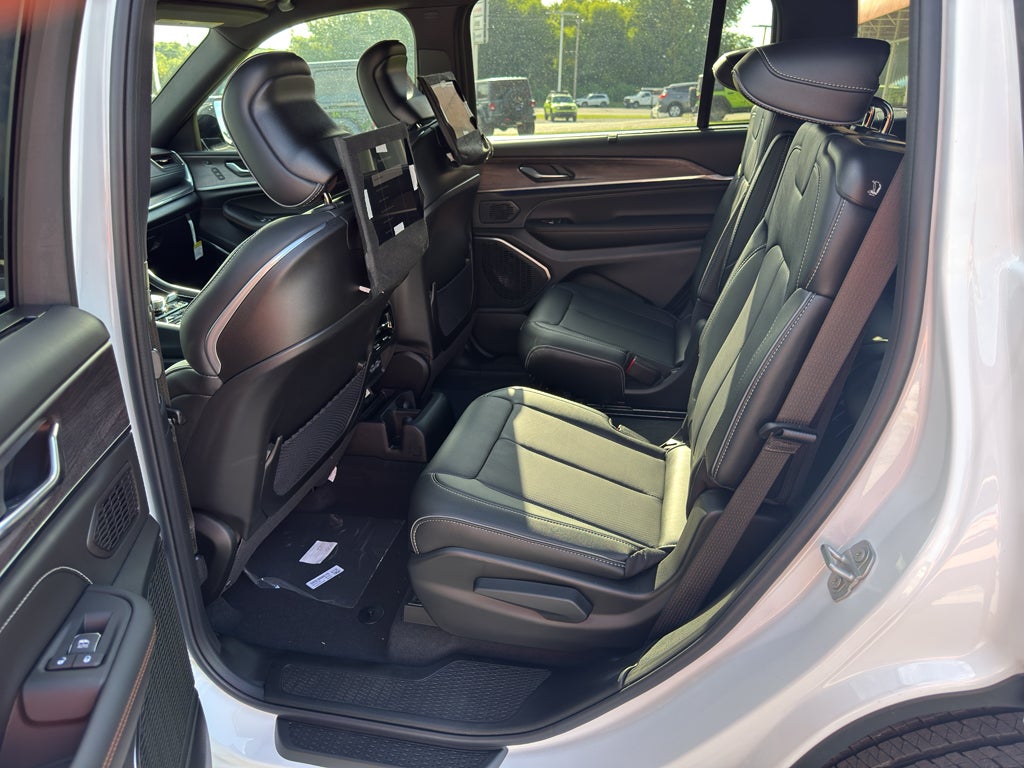 2025 Jeep Grand Cherokee Overland