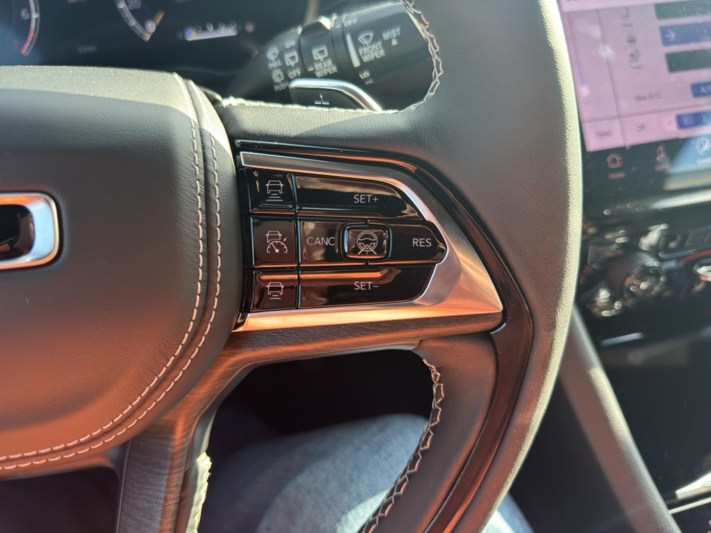 2025 Jeep Grand Cherokee Overland