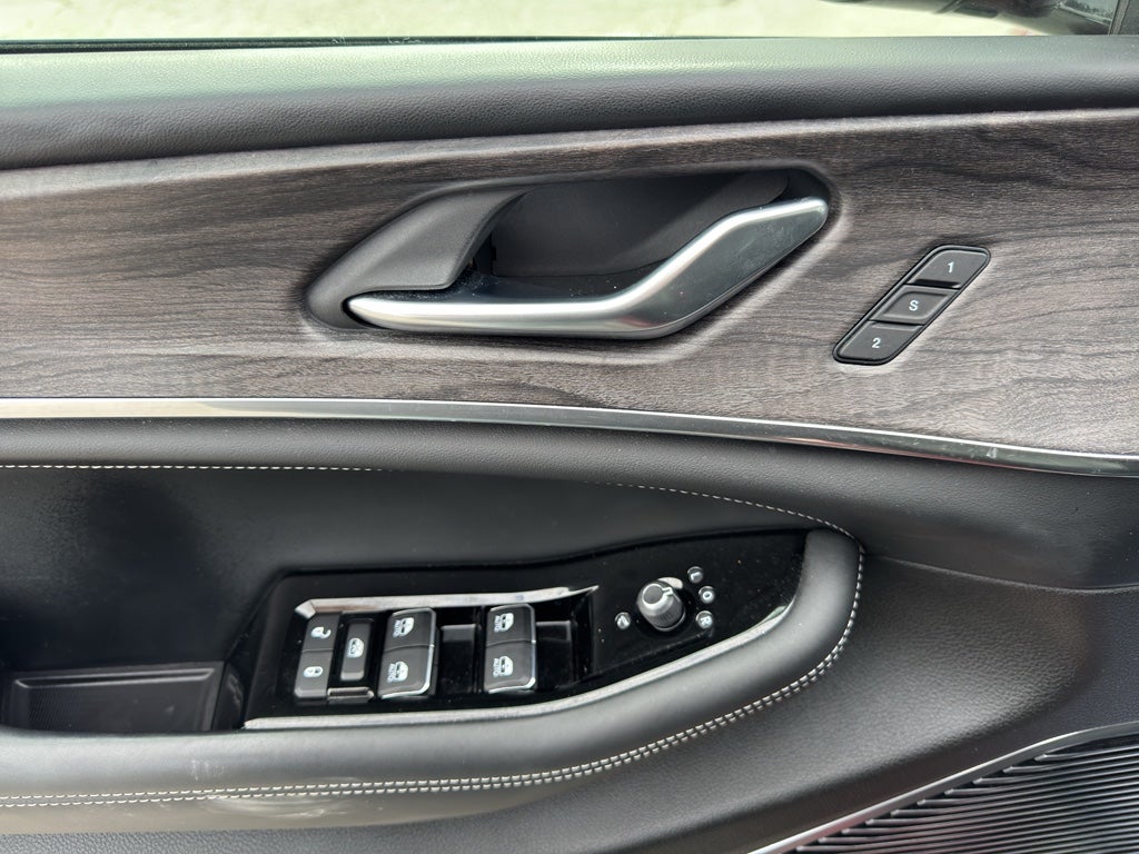 2022 Jeep Grand Cherokee L Overland