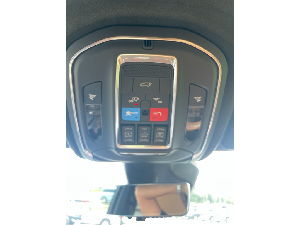 2026 Jeep Grand Cherokee Summit