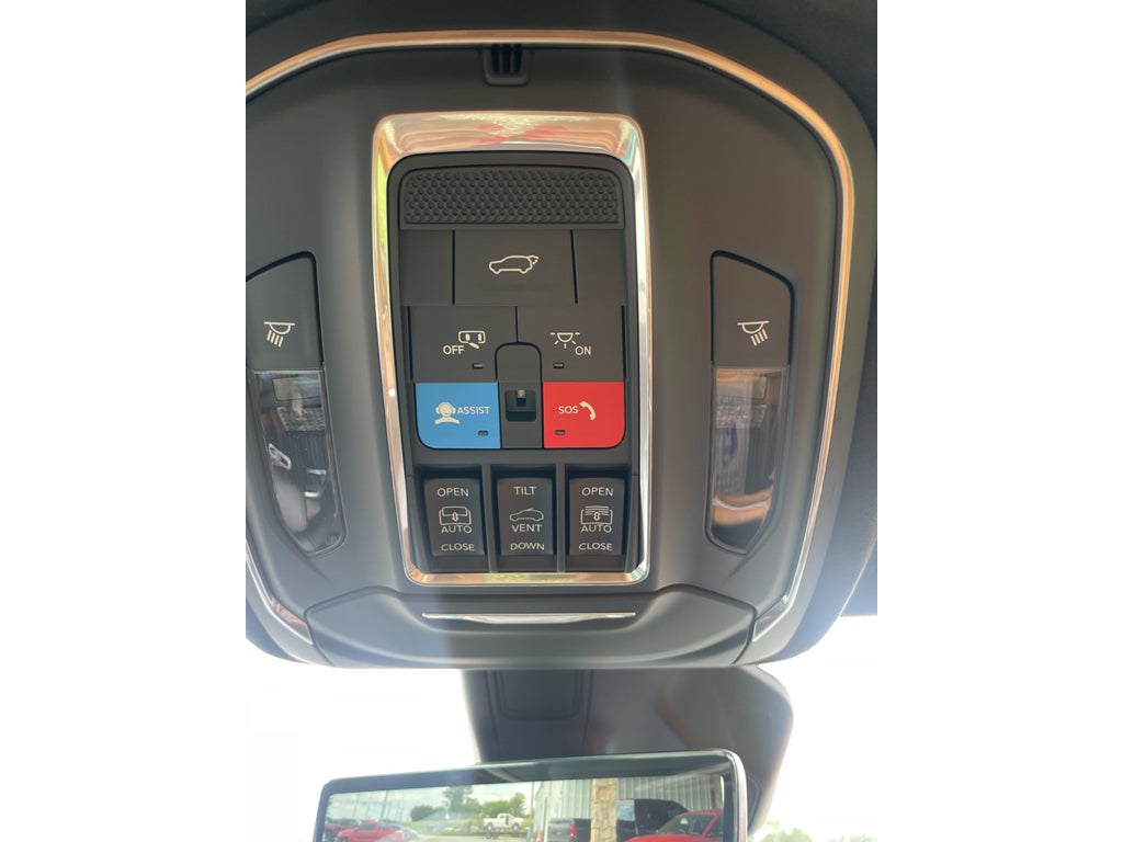 2026 Jeep Grand Cherokee Summit