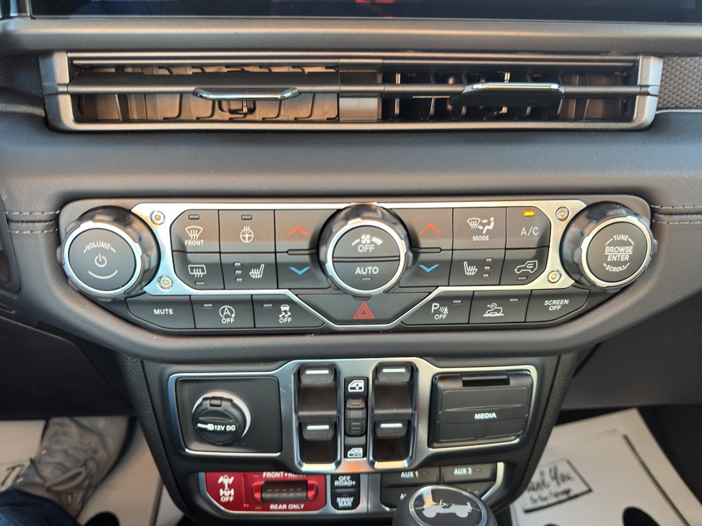 2026 Jeep Wrangler Rubicon X