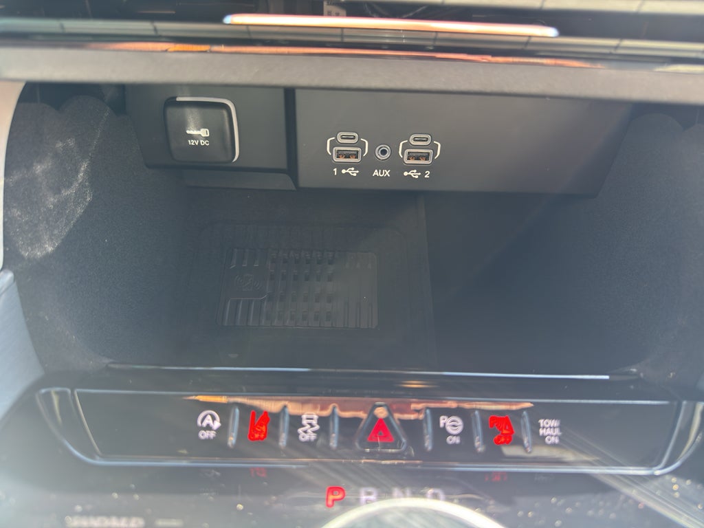 2026 Jeep Grand Wagoneer Base