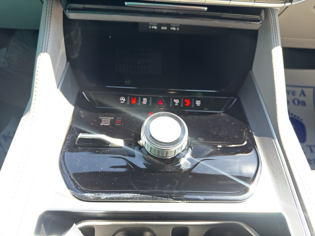 2026 Jeep Grand Wagoneer Base