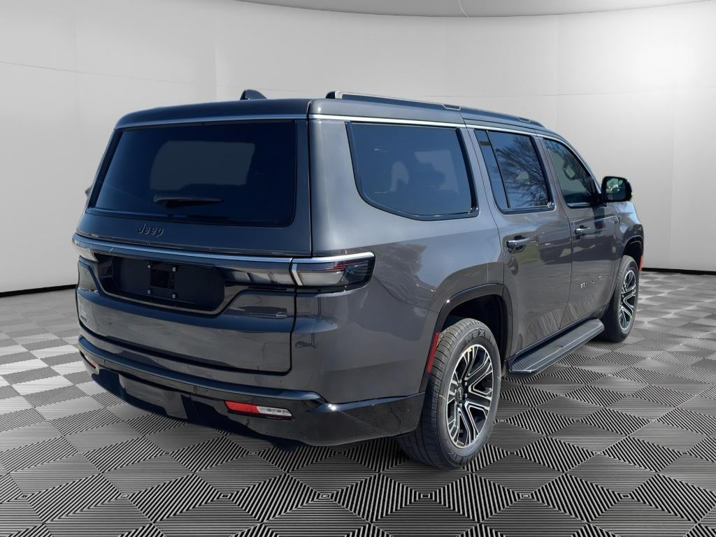2026 Jeep Grand Wagoneer Base