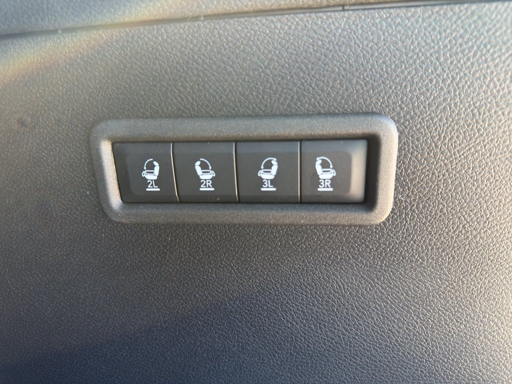 2026 Jeep Grand Wagoneer Base