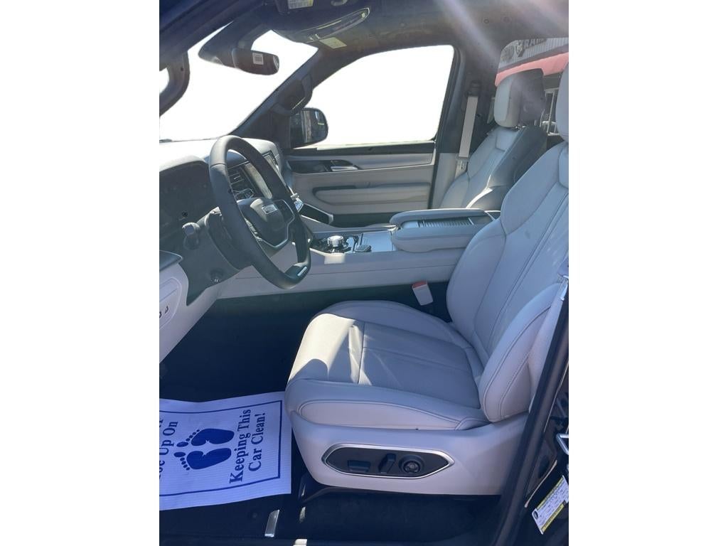 2026 Jeep Grand Wagoneer Limited Altitude