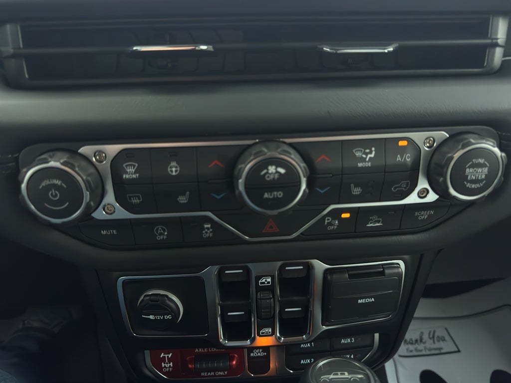 2026 Jeep Gladiator Mojave X