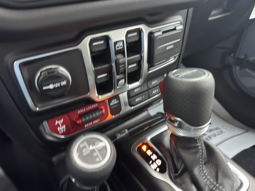 2026 Jeep Gladiator Mojave X