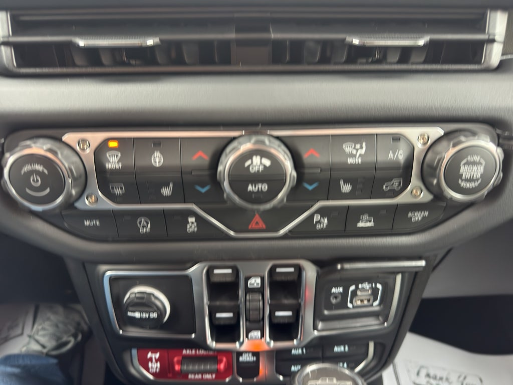 2026 Jeep Gladiator Mojave X