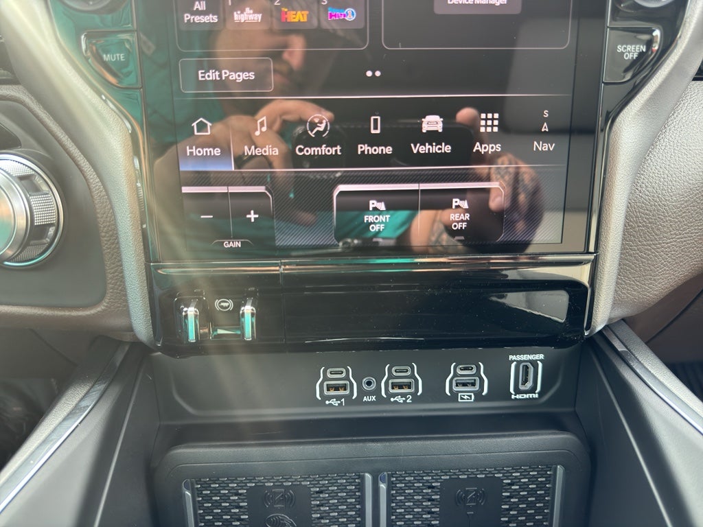 2026 RAM Ram 1500 Laramie