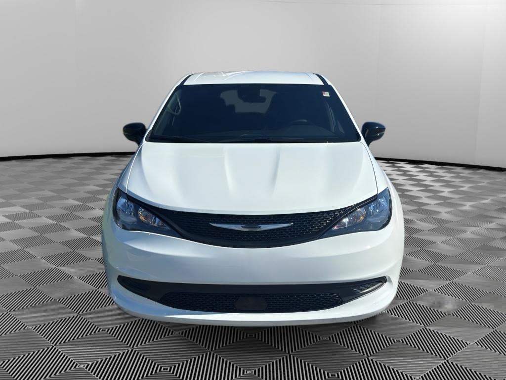 2026 Chrysler Voyager LX