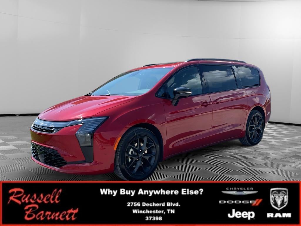 2027 Chrysler Pacifica Limited's photo