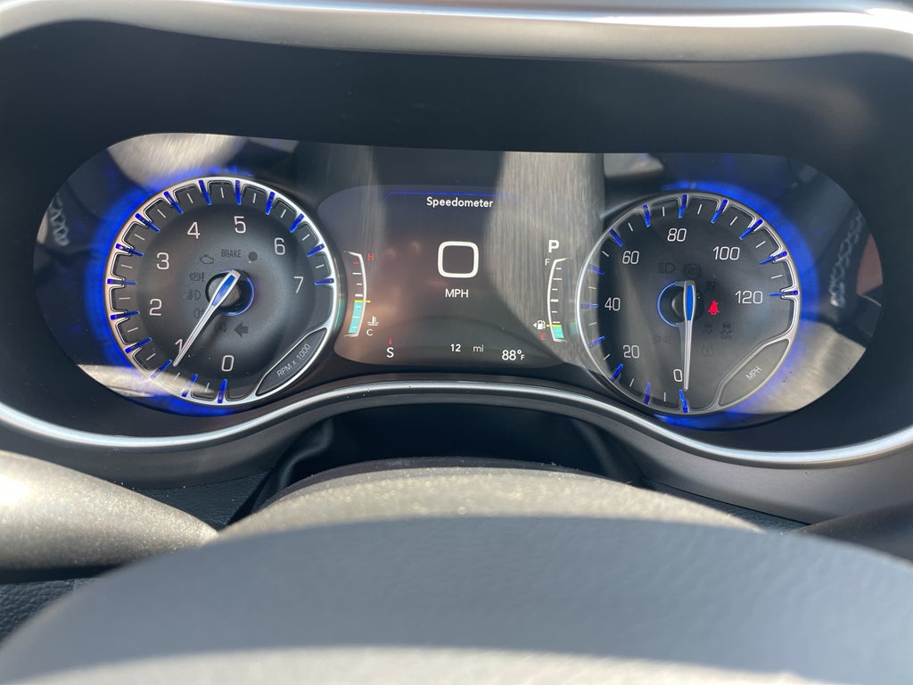 2027 Chrysler Pacifica Limited
