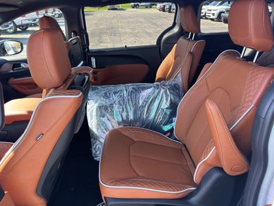 2026 Chrysler Pacifica Pinnacle