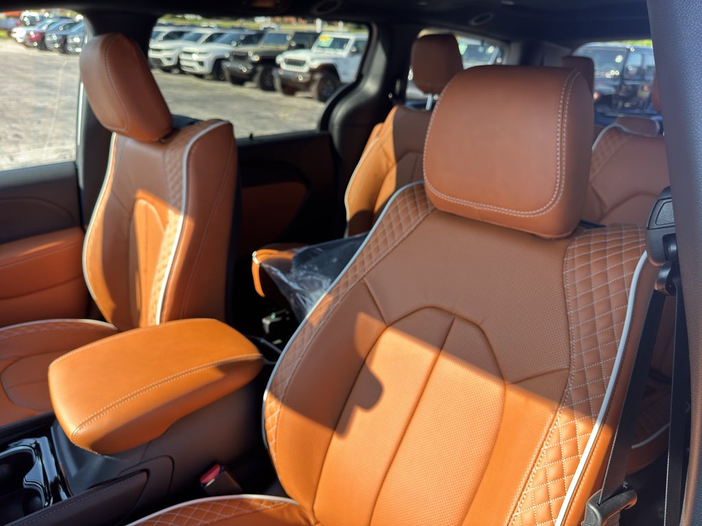 2026 Chrysler Pacifica Pinnacle