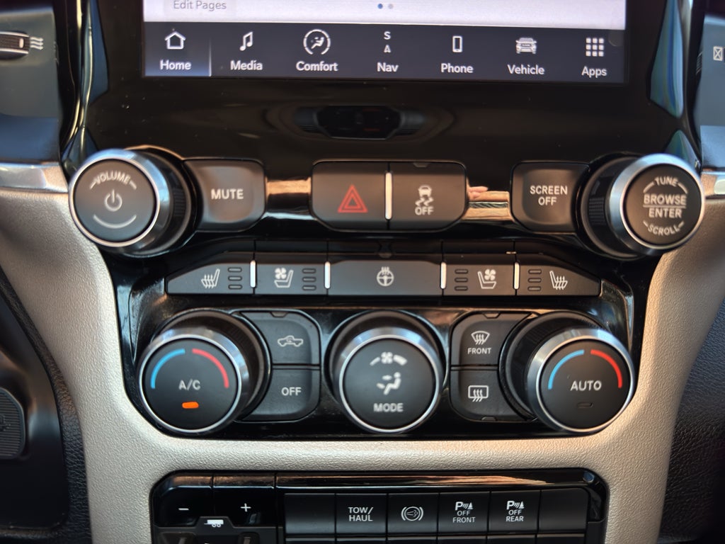 2022 RAM 3500 Laramie