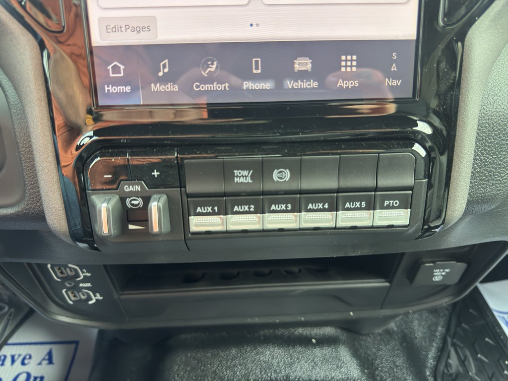 2026 RAM 5500 Chassis Tradesman