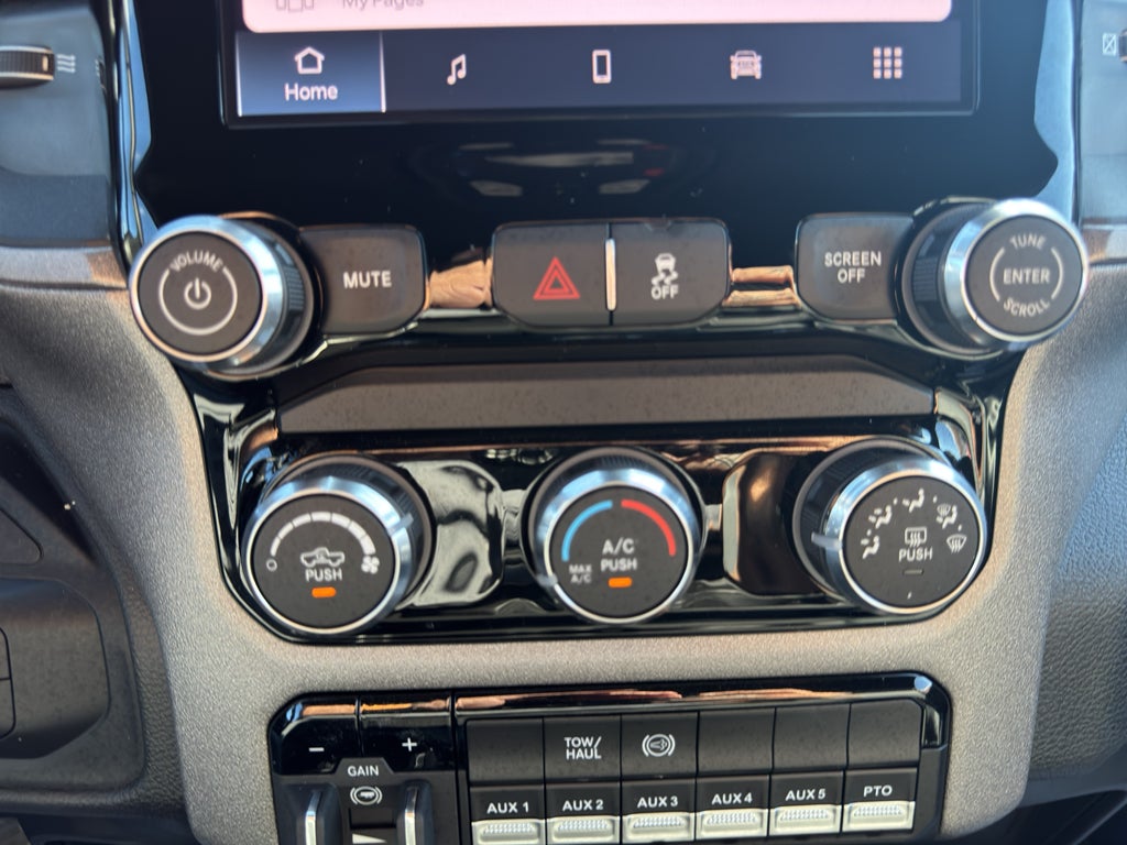 2026 RAM Ram 3500 Chassis Cab Tradesman