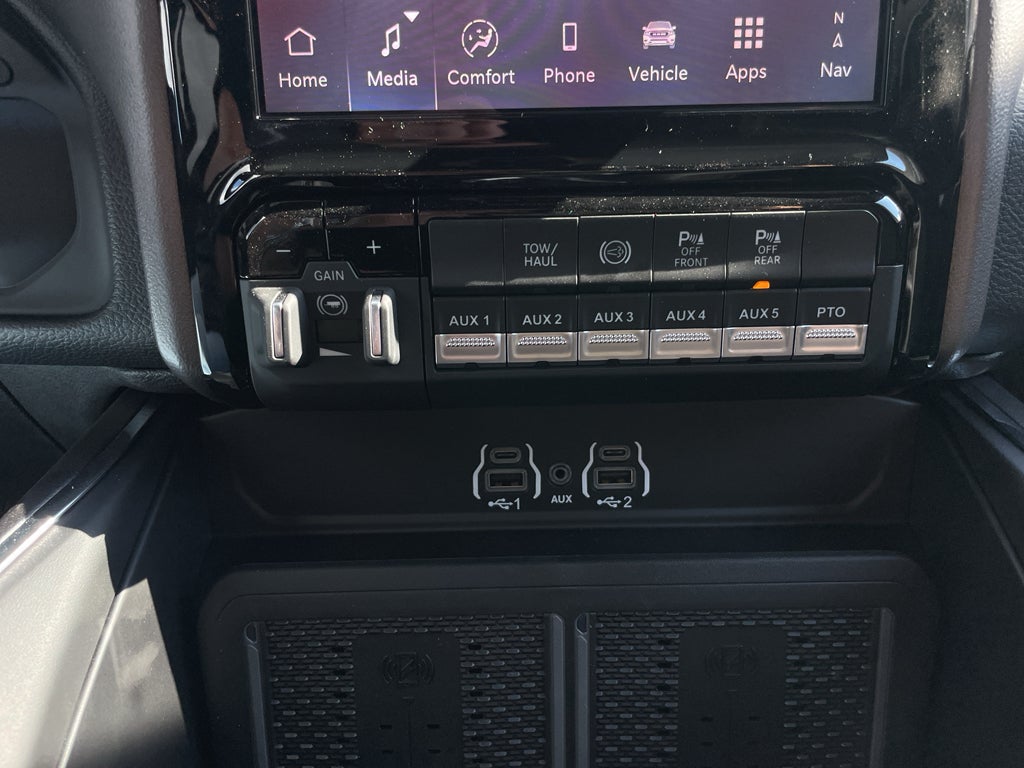 2026 RAM Ram 3500 Chassis Cab Big Horn