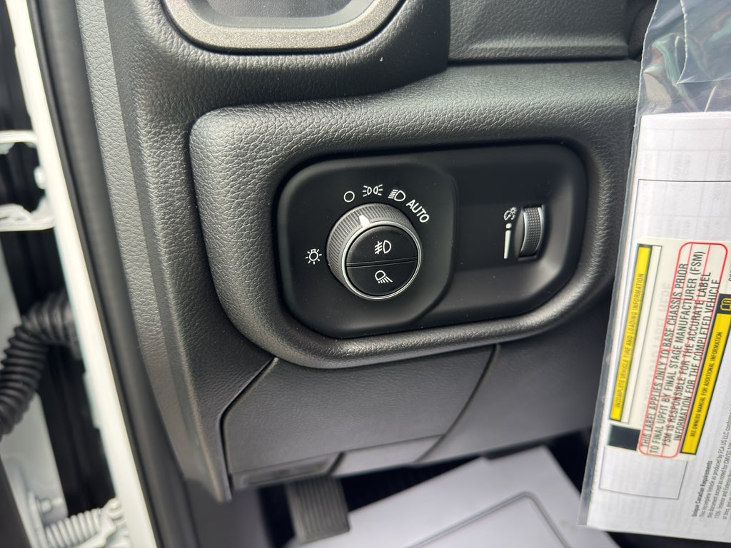 2025 RAM Ram 3500 Chassis Cab Tradesman