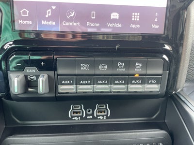 2026 RAM Ram 3500 Chassis Cab Laramie